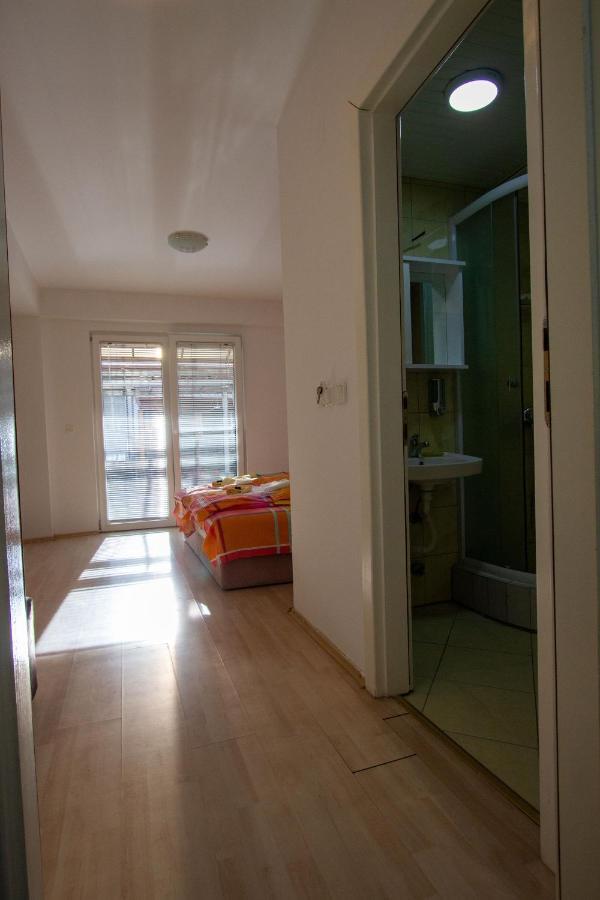 Villa In Apartments Охрид Экстерьер фото